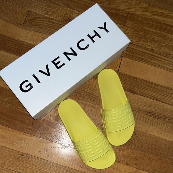 Givenchy Slides - Picture 4 of 4